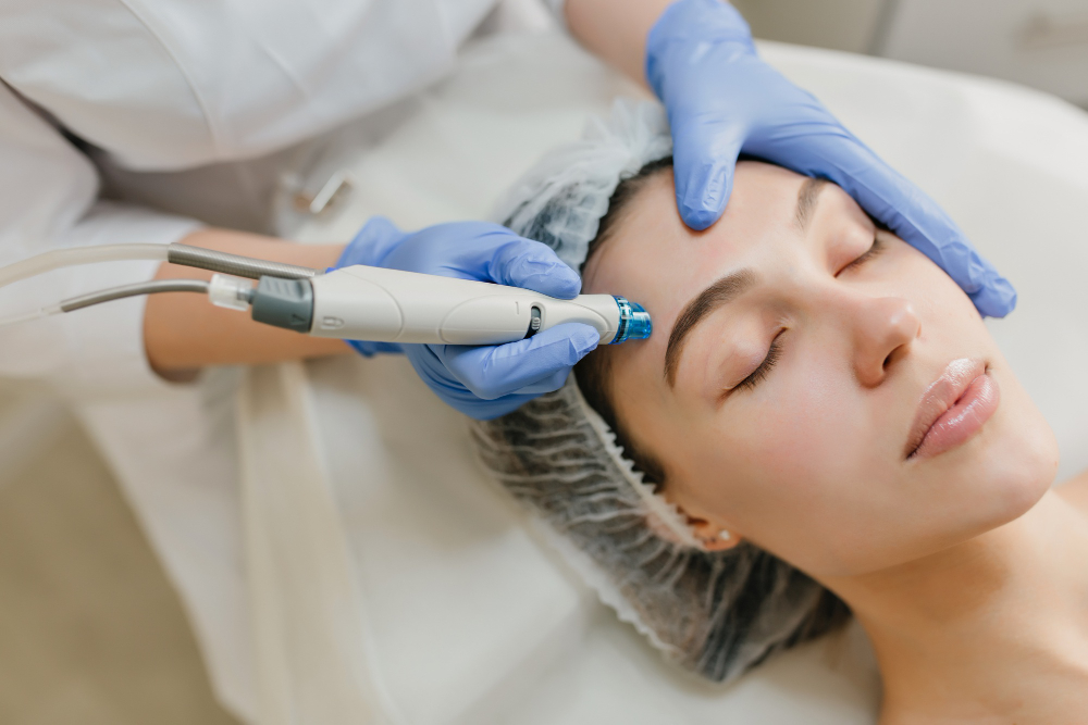 Top benefits and hidden risks of microneedling performed by a licensed dermatologist.